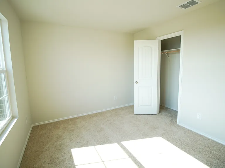 472 Desert Willow — Photo 4
