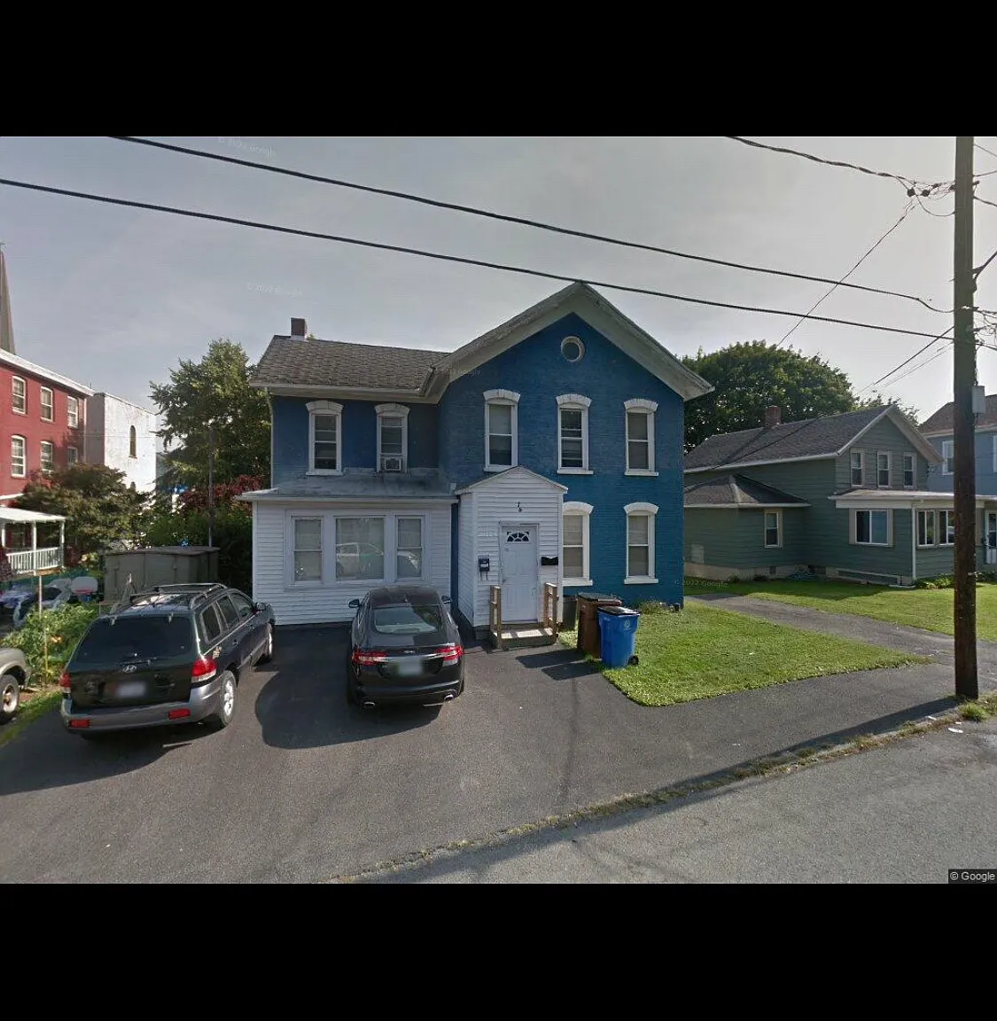 4 bed, $2,285 — Photo 1