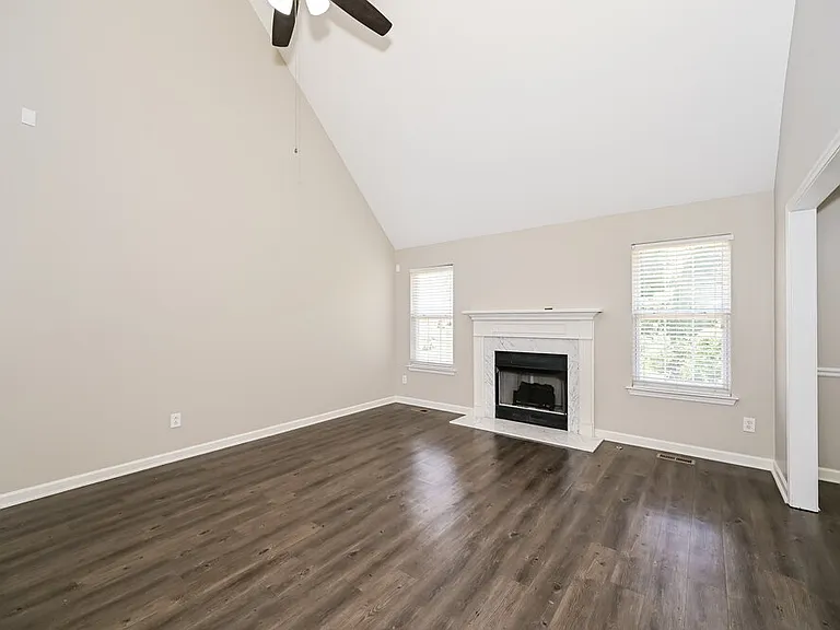 1594 Laurel Ledge Dr — Photo 5