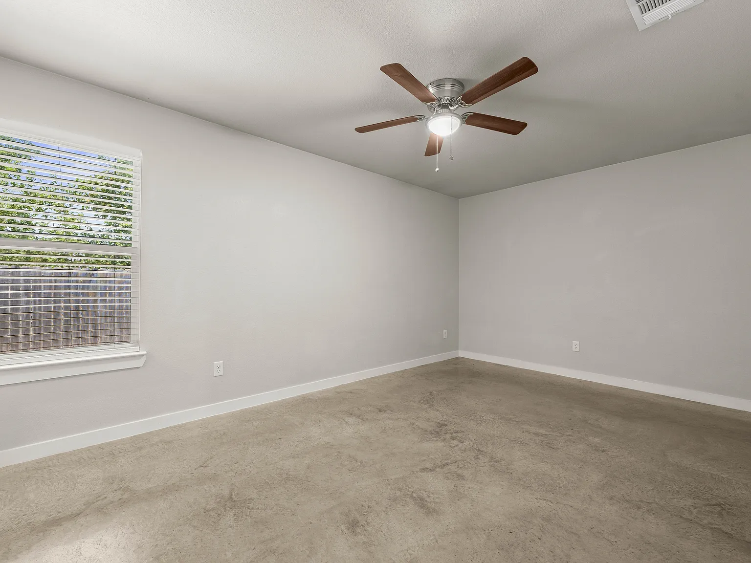 1415 Shoshoni Trail - B — Photo 4