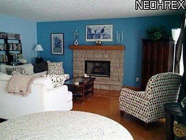3rd image of 1645 Chestnut Trail Dr