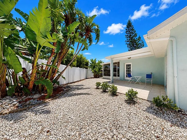 6513 Abaco Dr — Photo 51