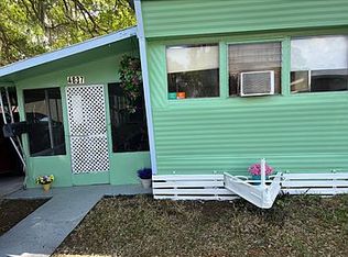 4837 Suzanne St, Zephyrhills, FL 33542