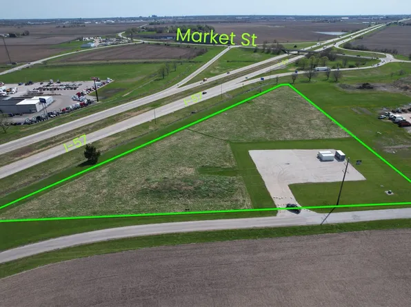 73 Hensley Rd, Champaign, IL 61822