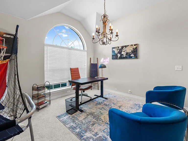 11350 Balcones Dr — Photo 19