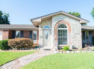 2727 Sunnybrook Cir, Enid, OK 73703