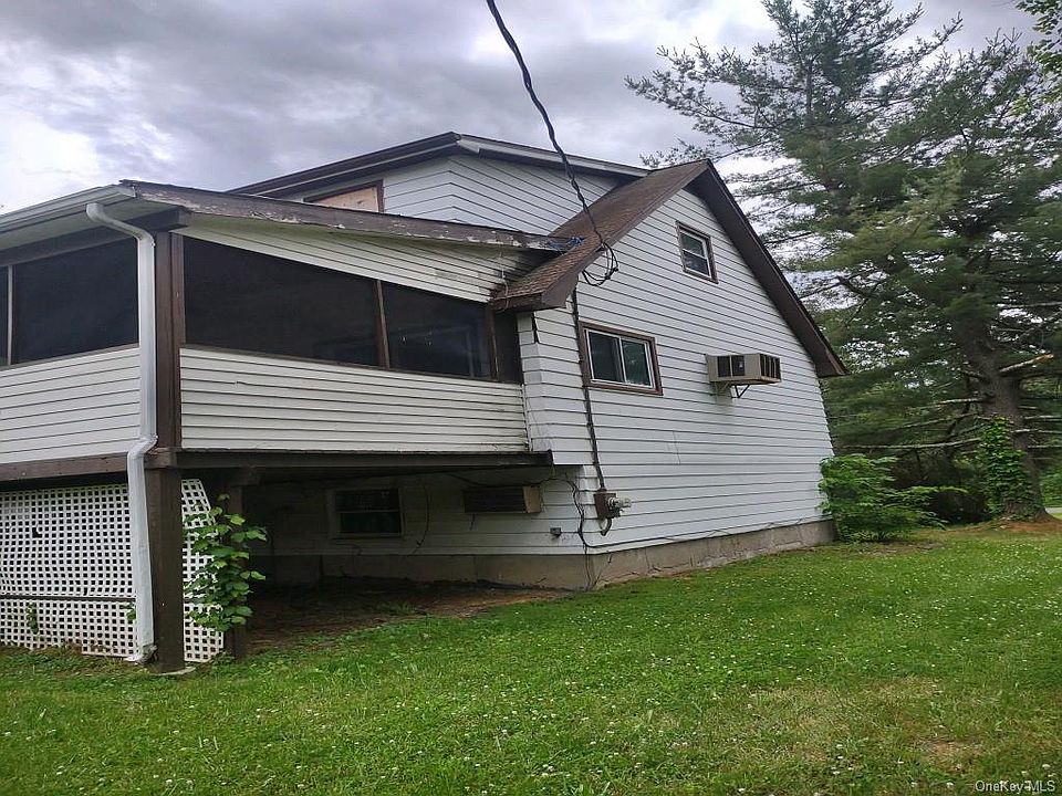 15 Nepale Dr, New Paltz, NY 12561 | Zillow