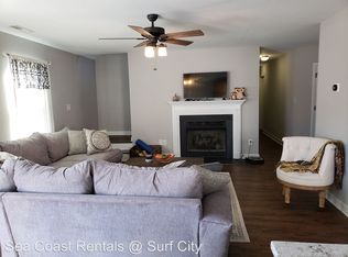 102 Shallow Ct, Sneads Ferry, NC 28460