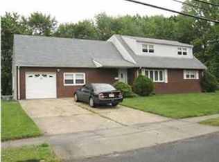 777 Poole Ave, Hazlet, NJ 07730