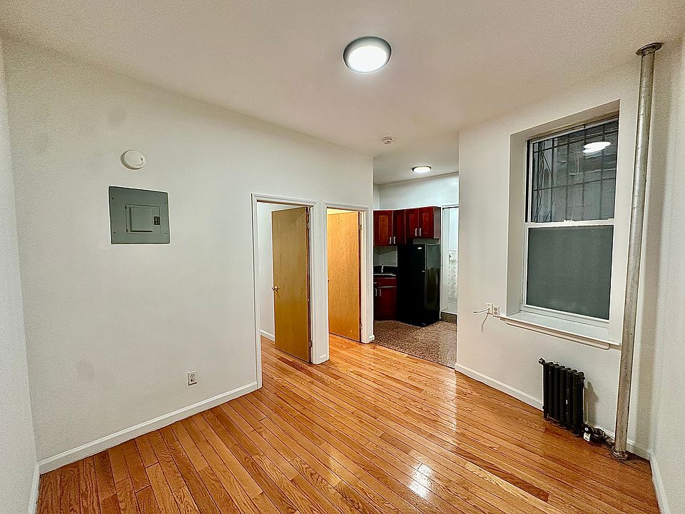 1st image of 41 E 7th St APT 2