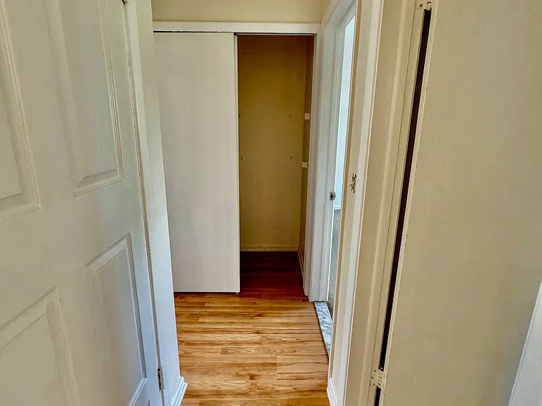 2502 Gary Cir #B — Photo 15