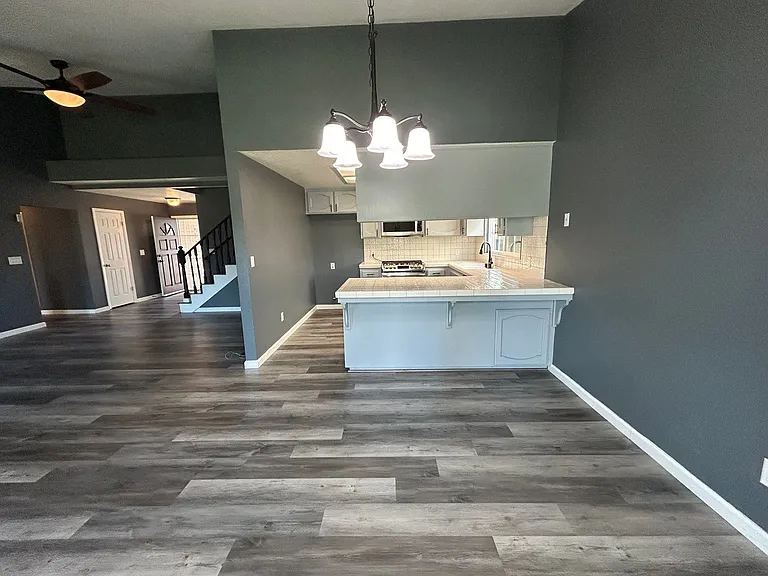 3086 Beverly Ct — Photo 5