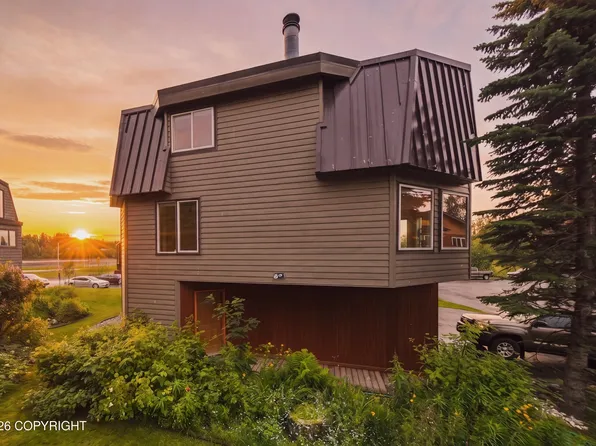 1854 Buccaneer Pl #2, Anchorage, AK 99501