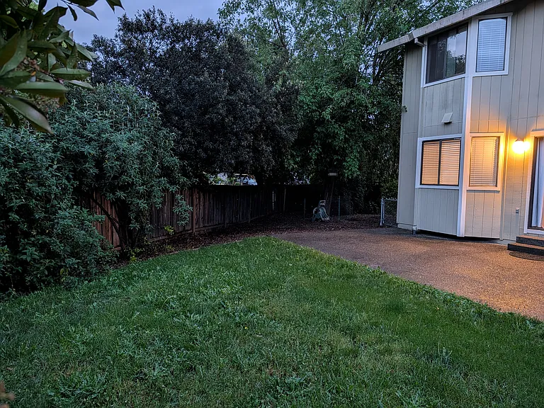 152 Presidential Cir — Photo 9