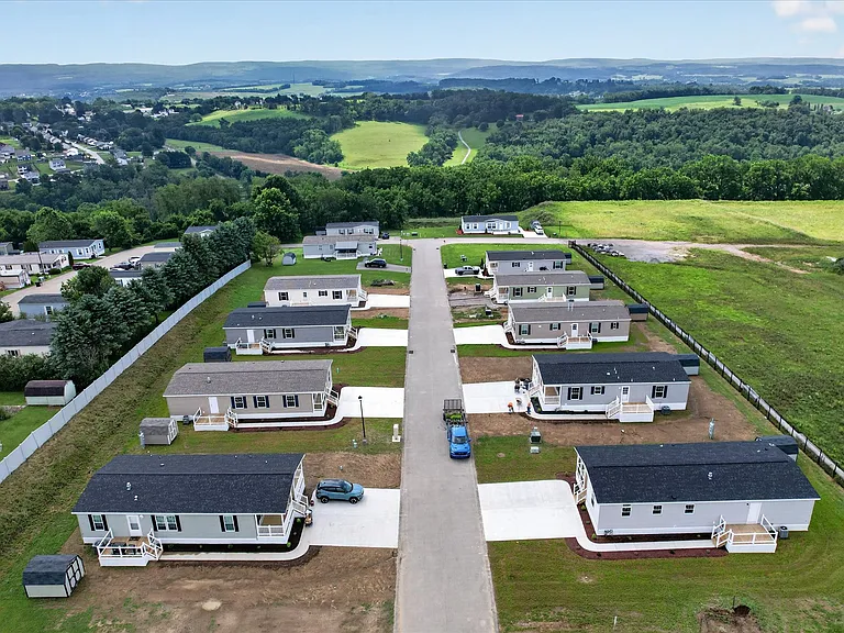 Hillside Estates — Photo 1