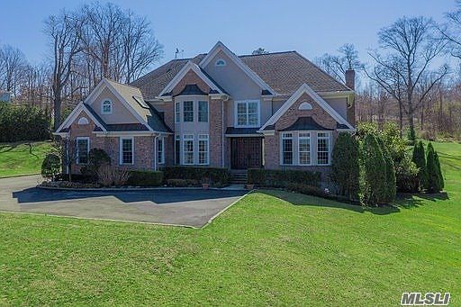 5th image of 2 Pond View Dr