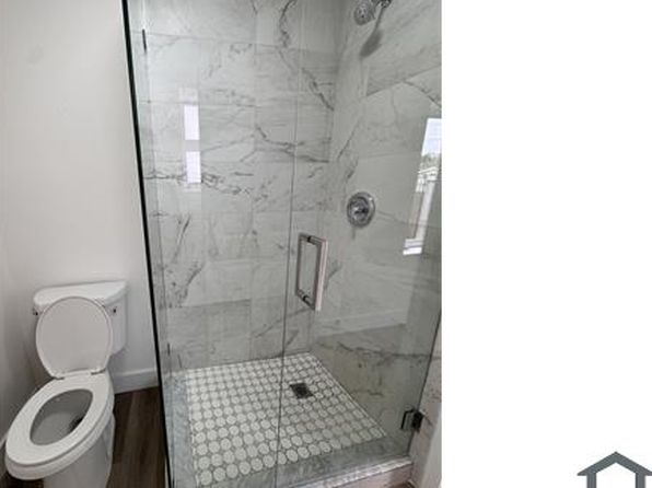 2239 NW 87th St APT 8