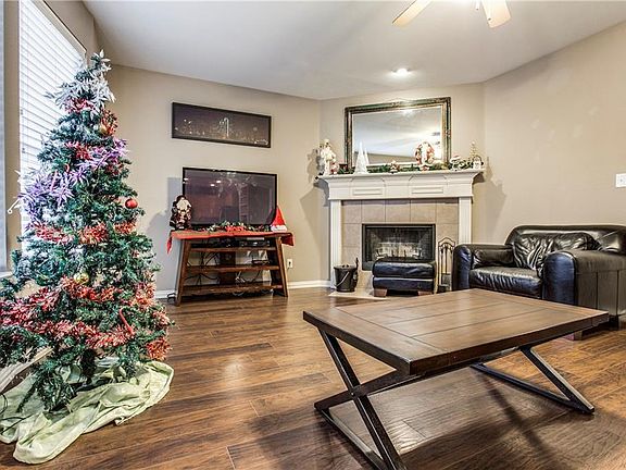 4th image of 3721 Moultrie Dr
