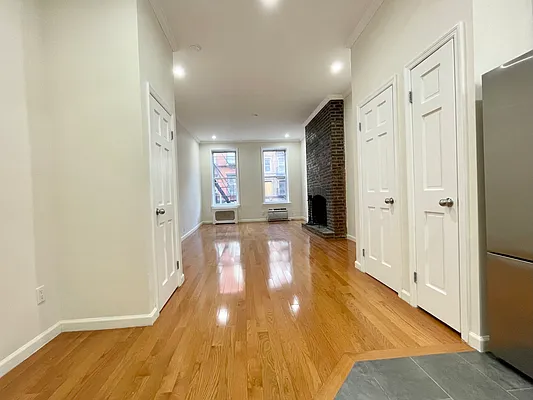 Rented by Highline Residential | media 9