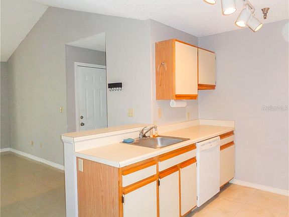 5th image of 10263 Gandy Blvd N APT 2112