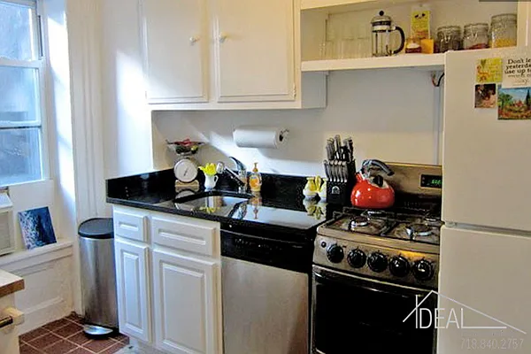 Rented by Ideal Properties Group | media 4