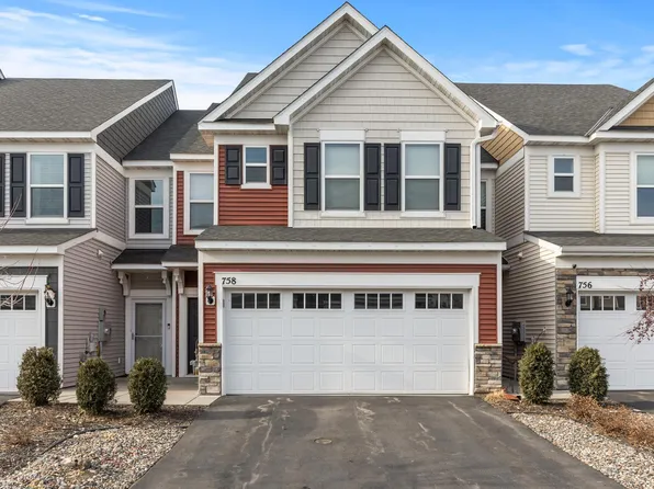 758 Stonegate Rd, Chanhassen, MN 55317