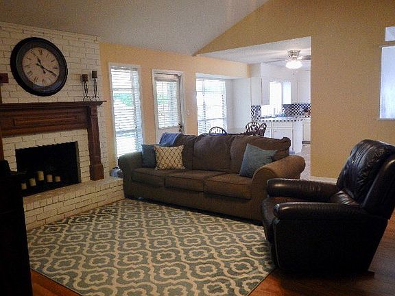 2nd image of 308 Antietam Dr