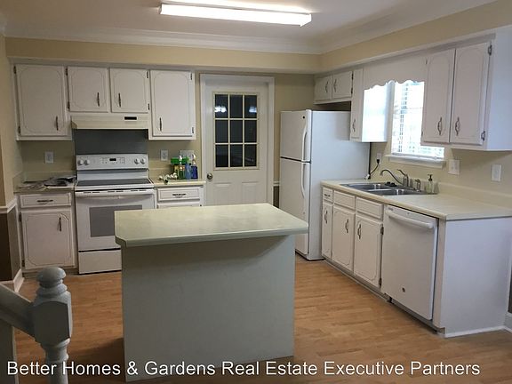 4th image of 4628 Country Meadows Ct