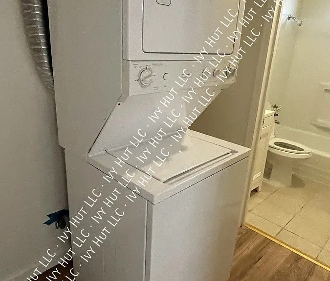 1011 S Kent Des Moines Rd #3 — Photo 29