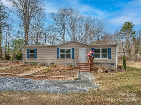 105 Eade Rd, Etowah, NC 28729
