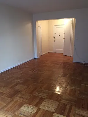 Rented by Roberto Guilbet, LREB | media 34