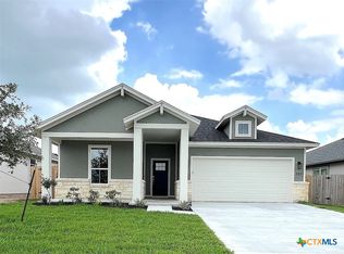 111 Persimmon Ct, Victoria, TX 77904