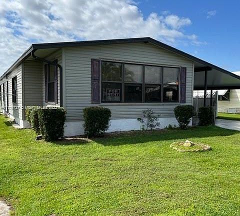 2nd image of 4726 SE Basswood Ter