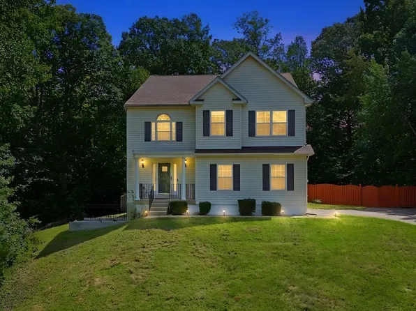 6850 Barney Dr, Hughesville, MD 20637