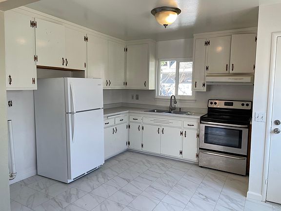 3rd image of 959 Haven Ave