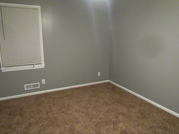5th image of 612 E 110th St