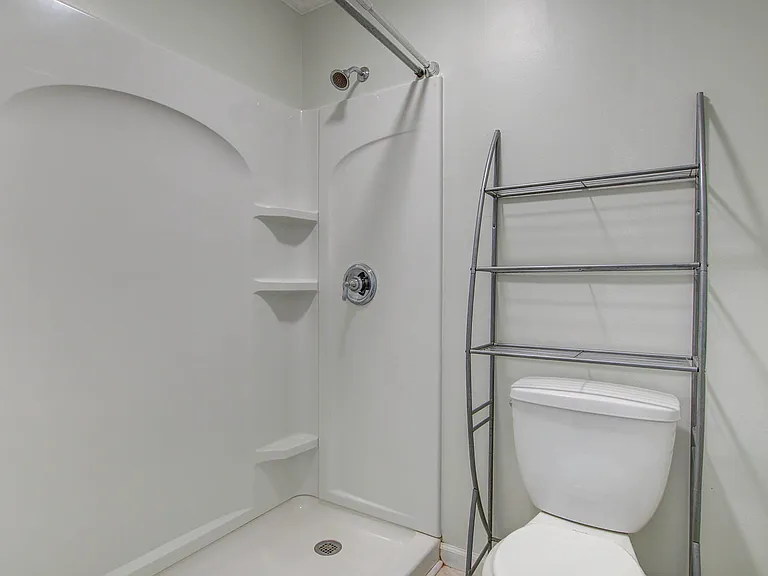 2494 Etiwan Ave — Photo 19