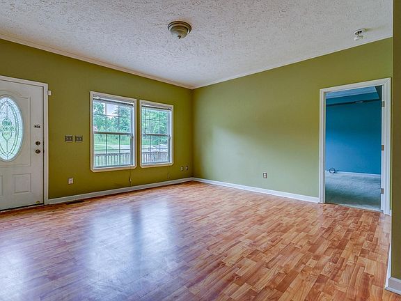 3rd image of 1378 Tarragon Way
