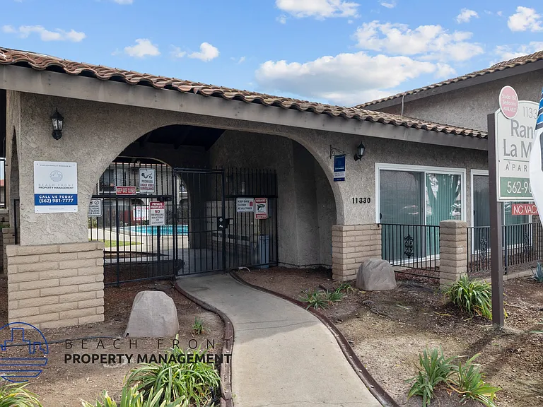 11330 La Mirada Blvd. — Photo 14