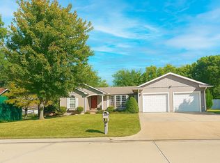 2116 W 4th St, Chanute, KS 66720