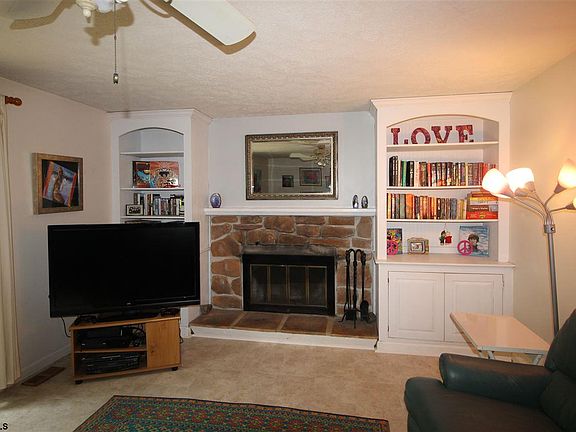 3rd image of 704 Nacote Creek Ct