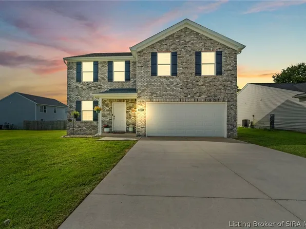 1273 Graham Boulevard, Scottsburg, IN 47170