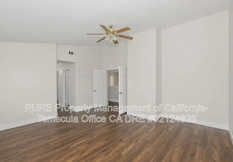 29754 Maxmillian Ave — Photo 9