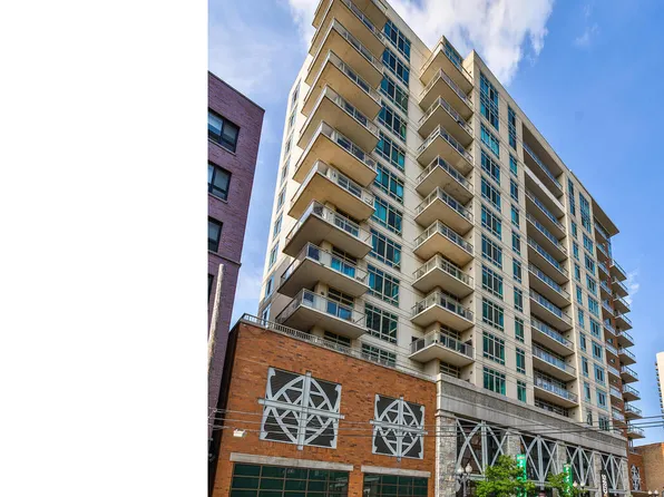 230 W Division St APT 706, Chicago, IL 60610