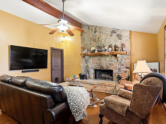 4th image of 4987 Veal Station Rd