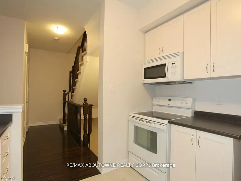 1401 Plains Rd E #104 — Photo 7