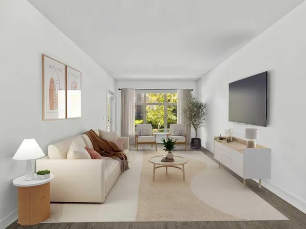 25 E Aspenmont Hts SW #103, Calgary, AB T3H 0E4