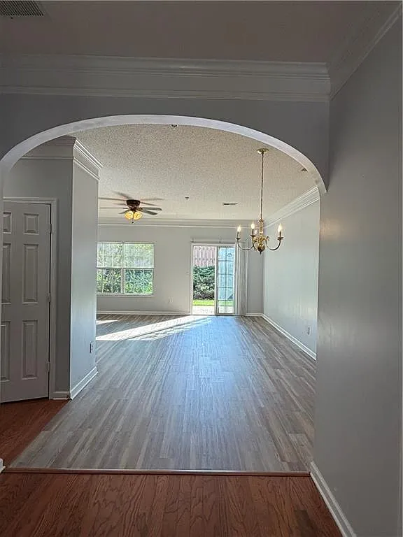 2 bed, 2.5 bath, 1639 sqft, $2,200 — Photo 4
