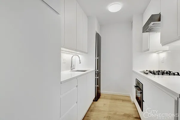 Sold by City Connections Realty | media 3