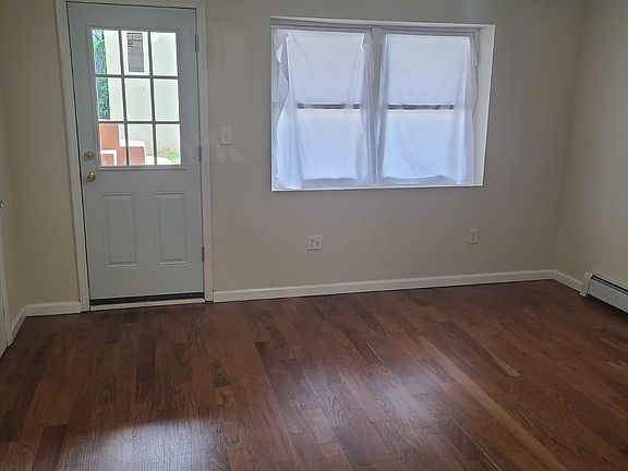 3rd image of 1023 E 233rd St #1